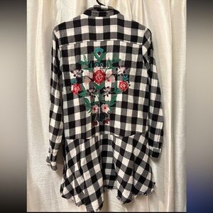 RESERVED Buffalo Plaid Floral Embroidered Peplum Top - US 6 (M)